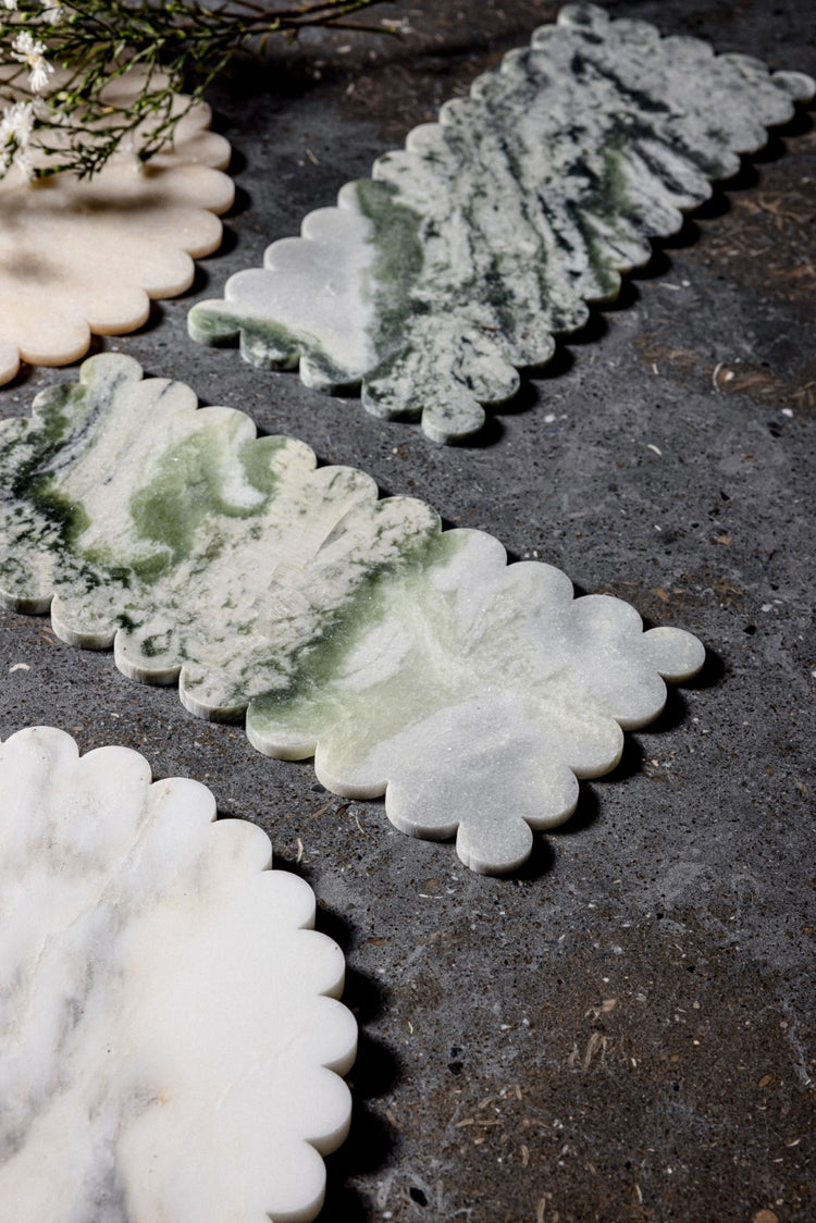 Scalloped Rectangle Plate - Large